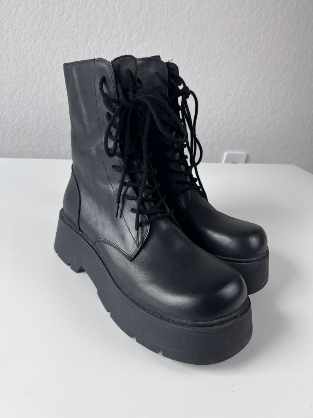 Unif Black Leather Lace Up Aux Combat Boot size 10 - Picture 2 of 9